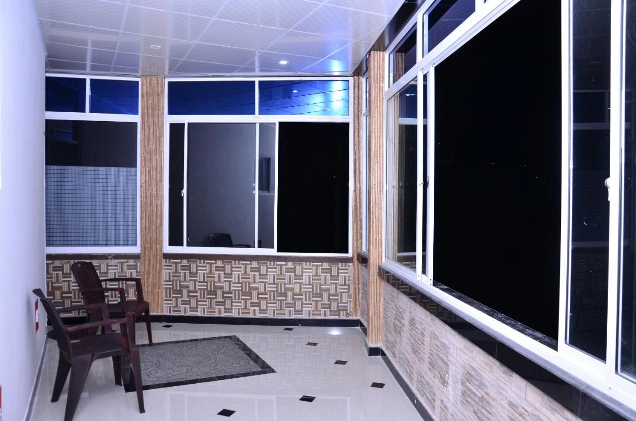 Kandyan Feel Free Homestay Kültér fotó