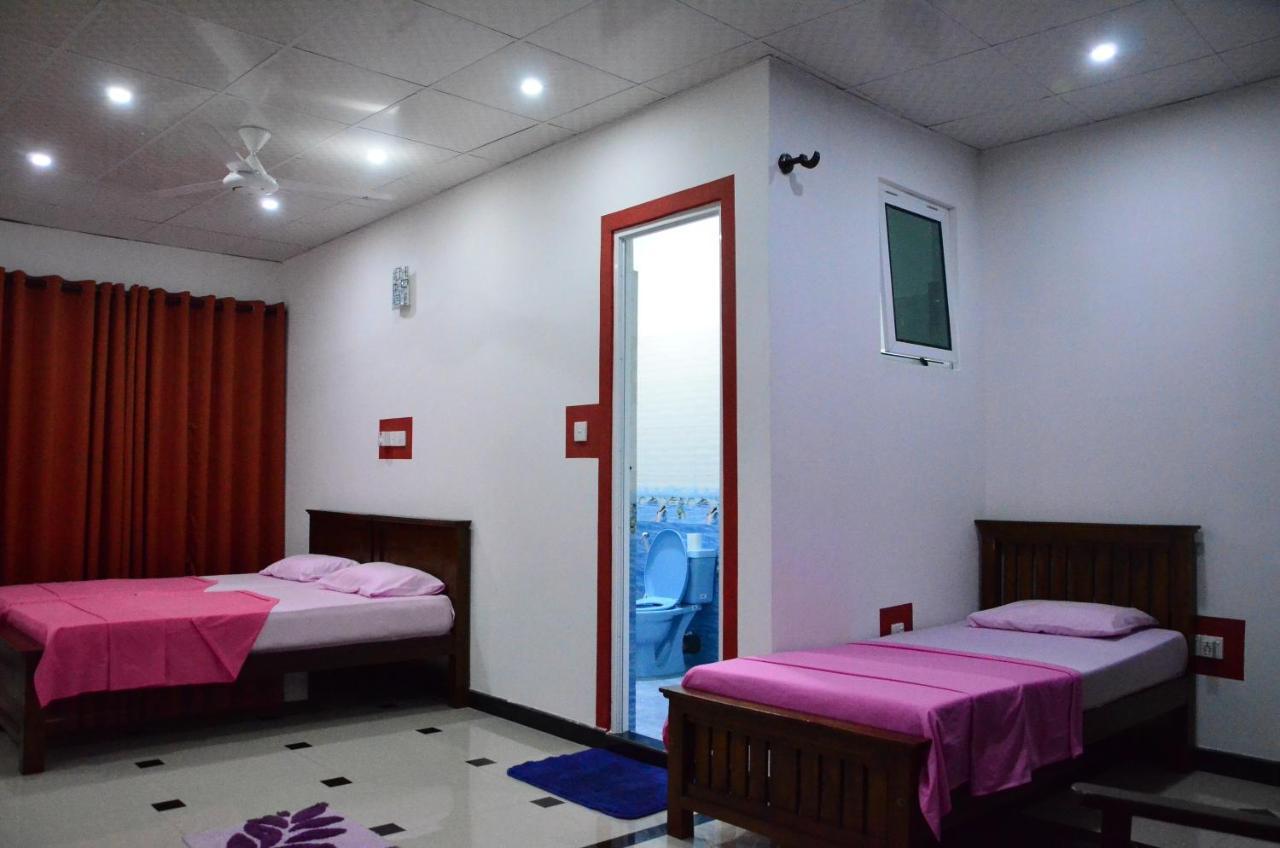Kandyan Feel Free Homestay Kültér fotó